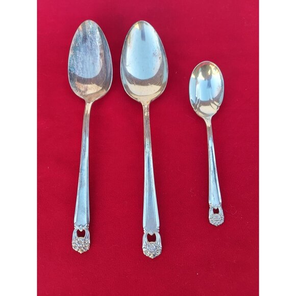 Vintage Rogers "Eternally Yours" Silverplate Serving & Sugar Spoons Set - Picture 1 of 4